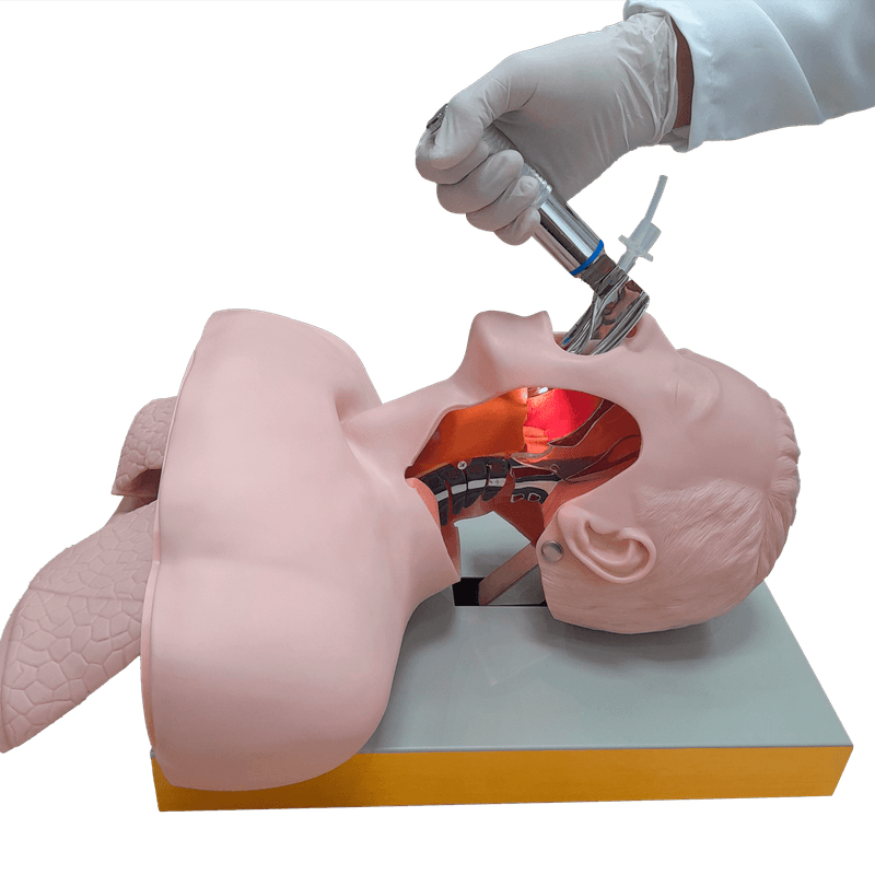 Simulador-para-Treino-de-Intubacao-Traqueal-com-Visualizacao-das-Vias-Aereas-Center-Medical